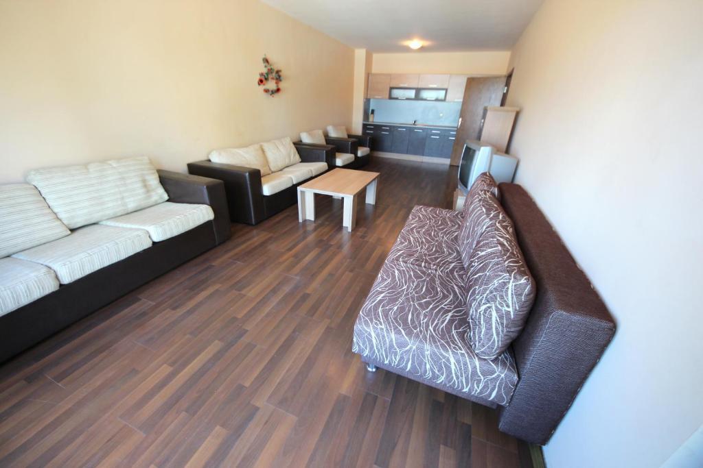 Menada Villa Bonita Apartments Pantai Sunny Ruang foto