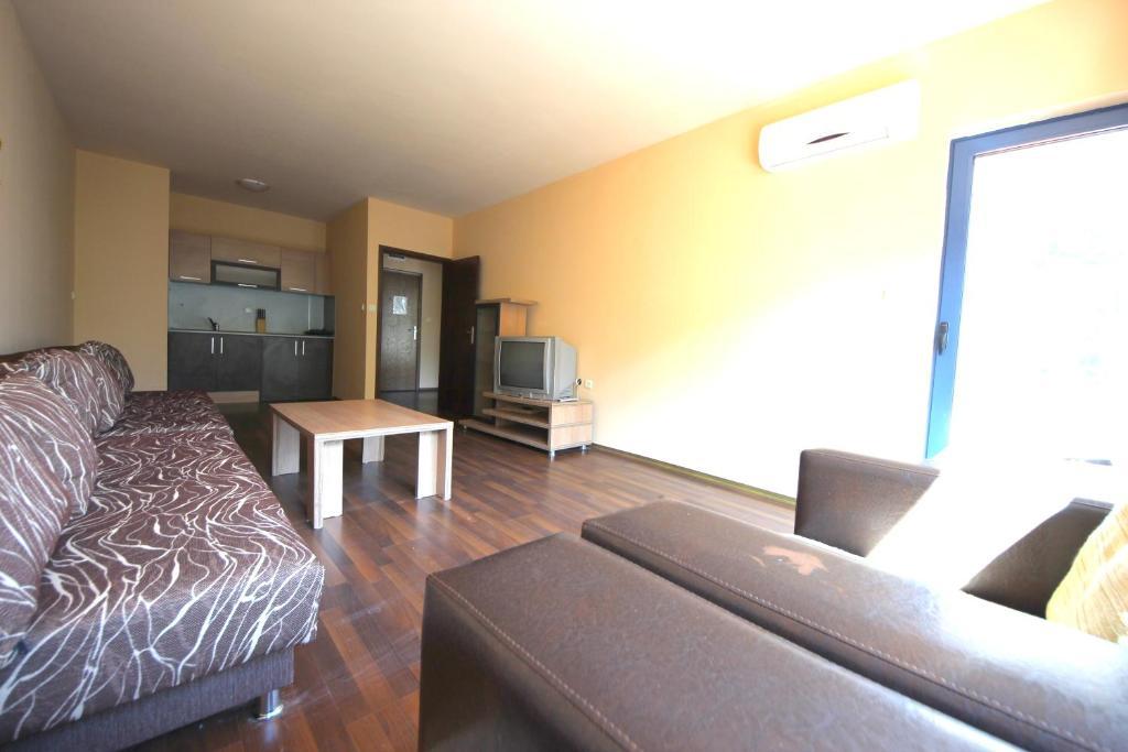 Menada Villa Bonita Apartments Pantai Sunny Ruang foto