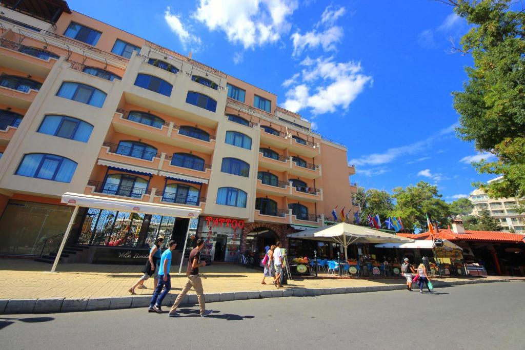 Menada Villa Bonita Apartments Pantai Sunny Bagian luar foto