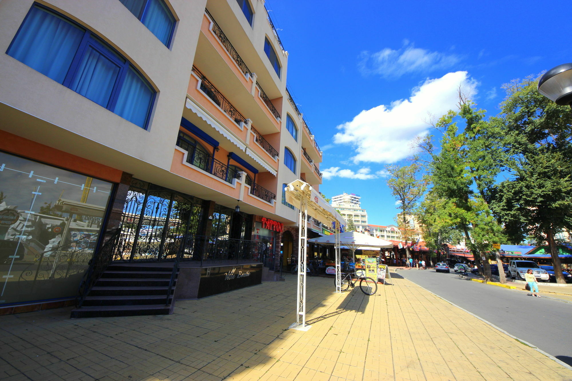 Menada Villa Bonita Apartments Pantai Sunny Bagian luar foto