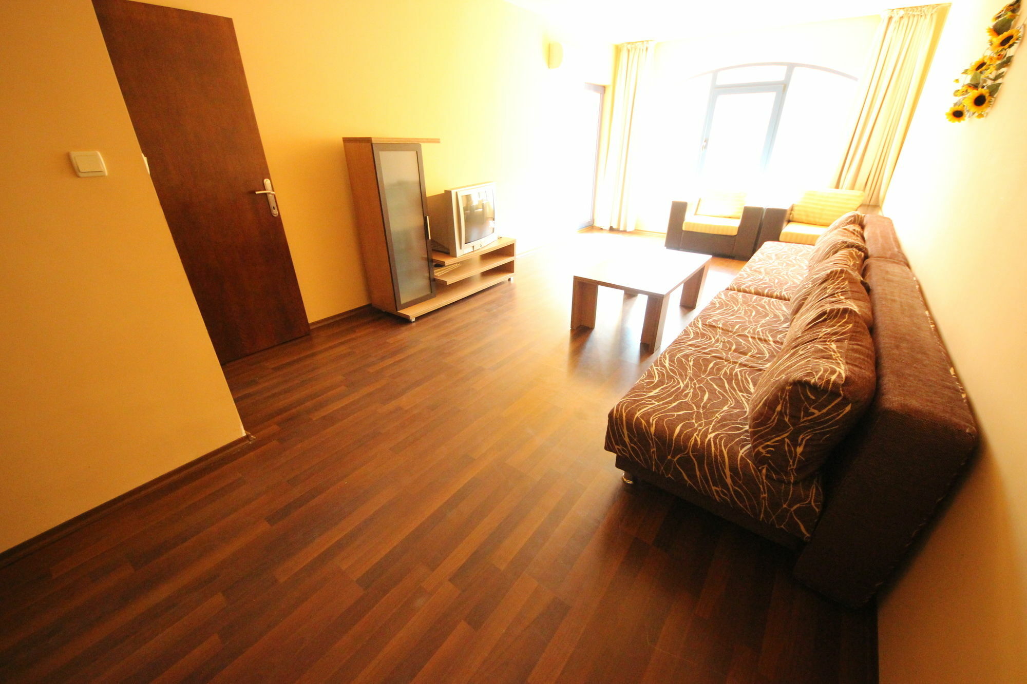 Menada Villa Bonita Apartments Pantai Sunny Bagian luar foto